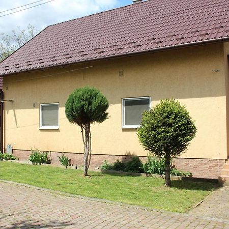 Ріточка Apartment Berehove  Bagian luar foto