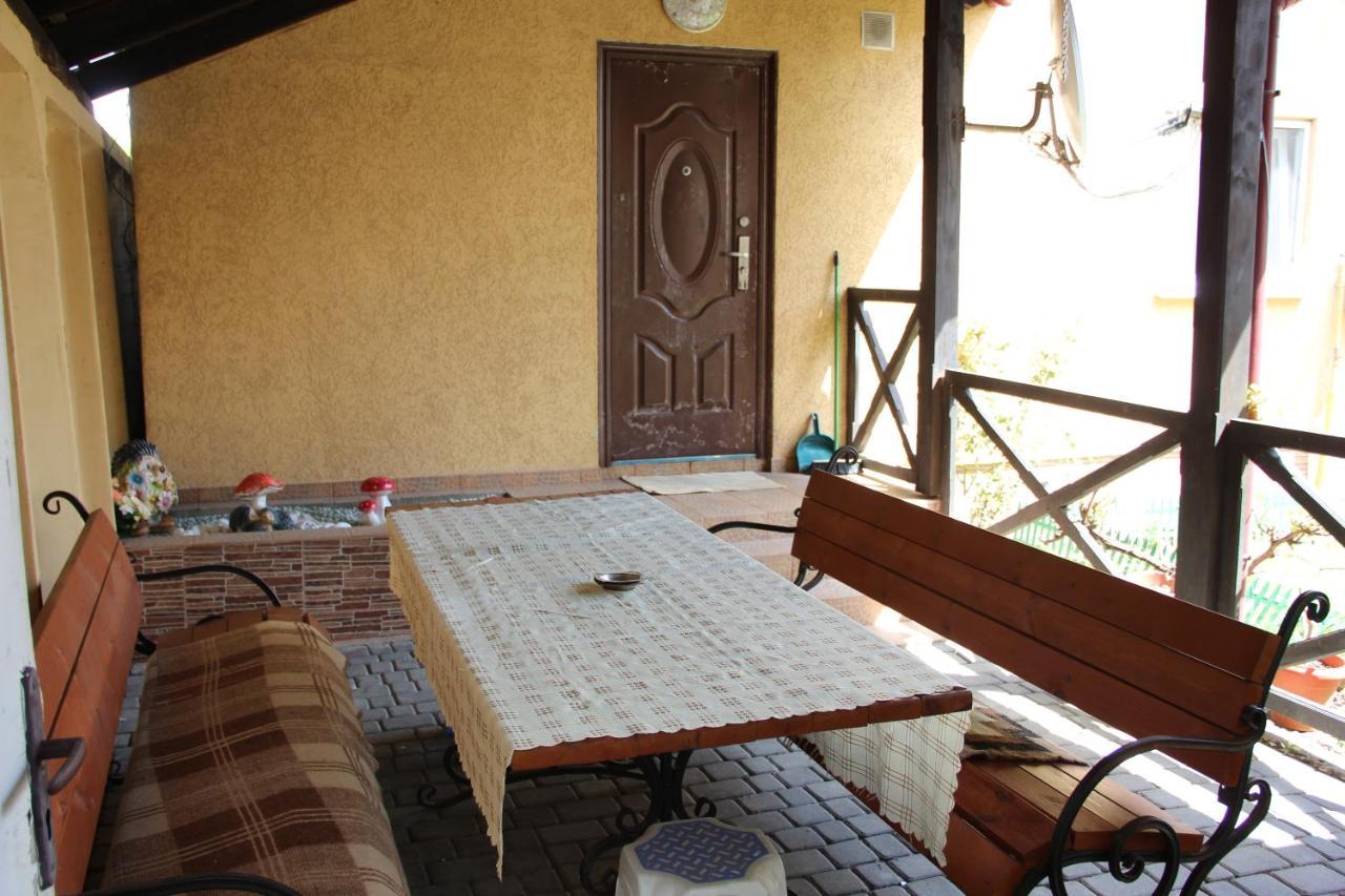 Ріточка Apartment Berehove  Bagian luar foto