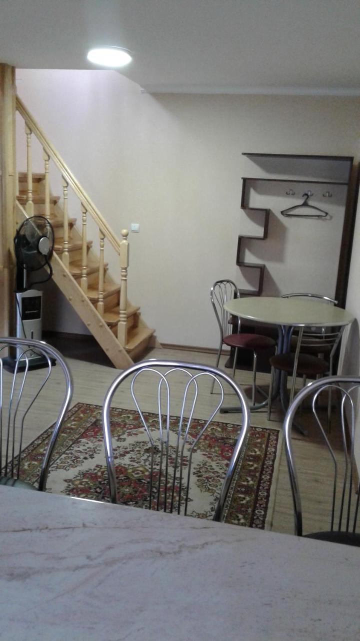 Ріточка Apartment Berehove  Bagian luar foto